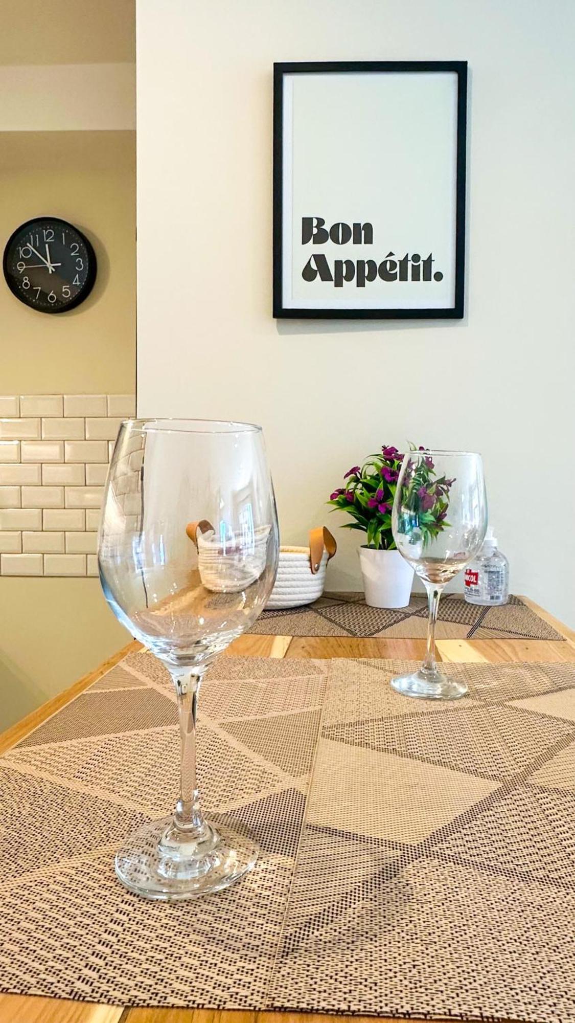 Apartamento Premium - Vista - Cochera - Zona Centro *